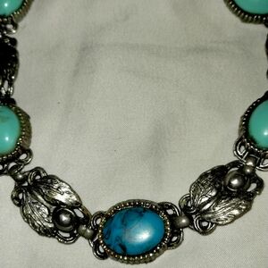 Beautiful turquoise necklace